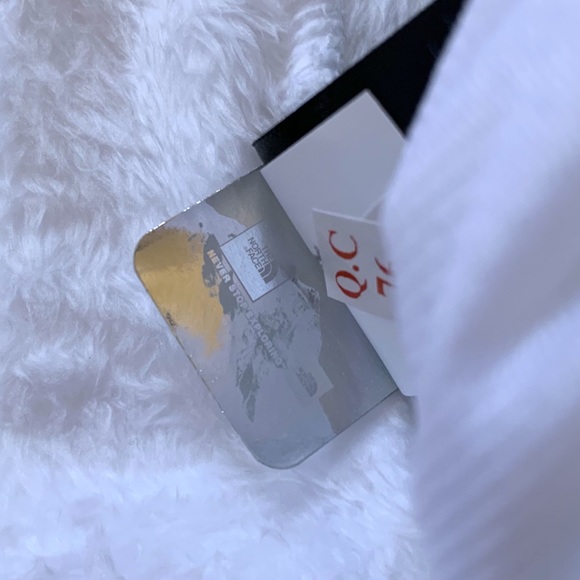 The North Face Osito Full Zip Jacket In White - Picture 7 of 7